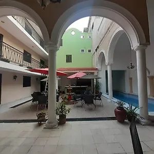 Hotel San Patricio